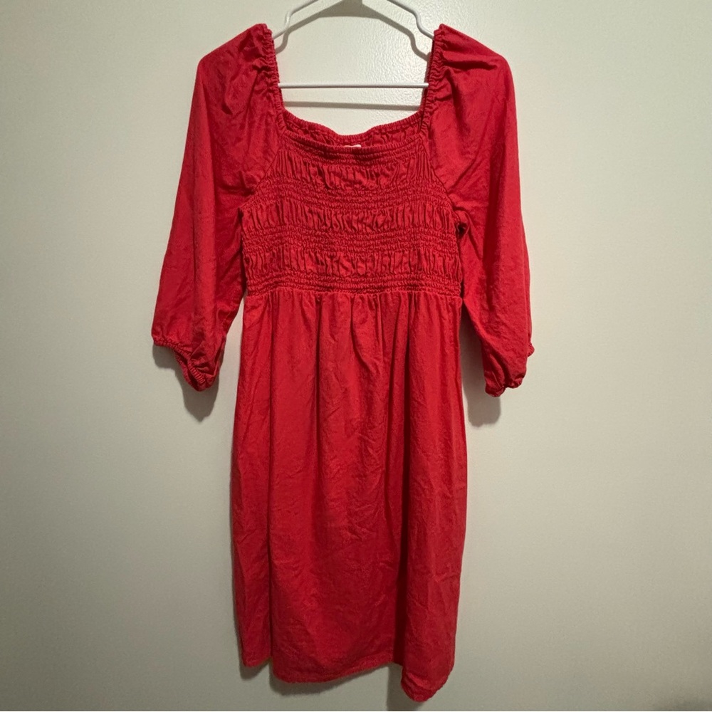 Isabel Maternity by Ingrid & Isabel Coral Puff-Sleeve Smocked Maternity Dress - Picture 6 of 7